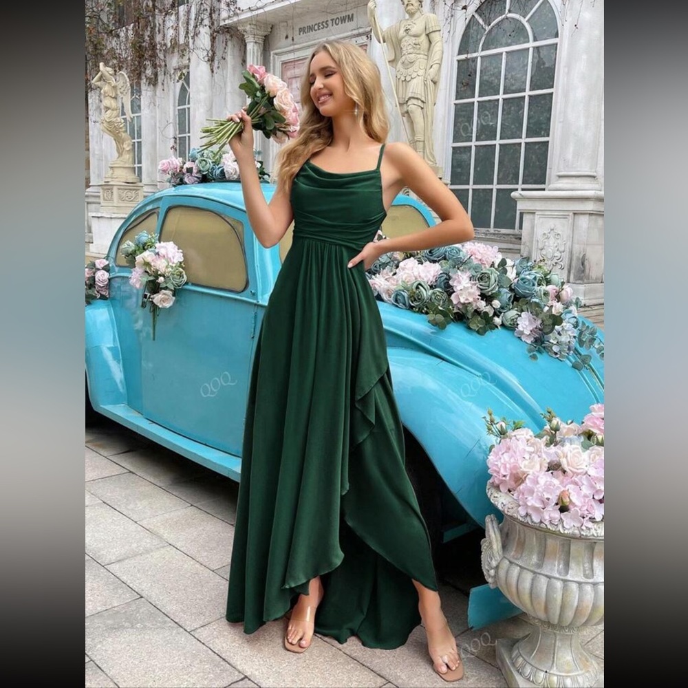 SHEIN Elegant Green Evening Gown